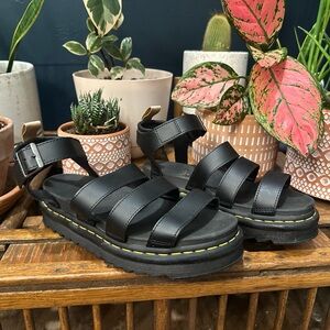 Dr Martens Blaire Platform Sandal — Black — Size 9